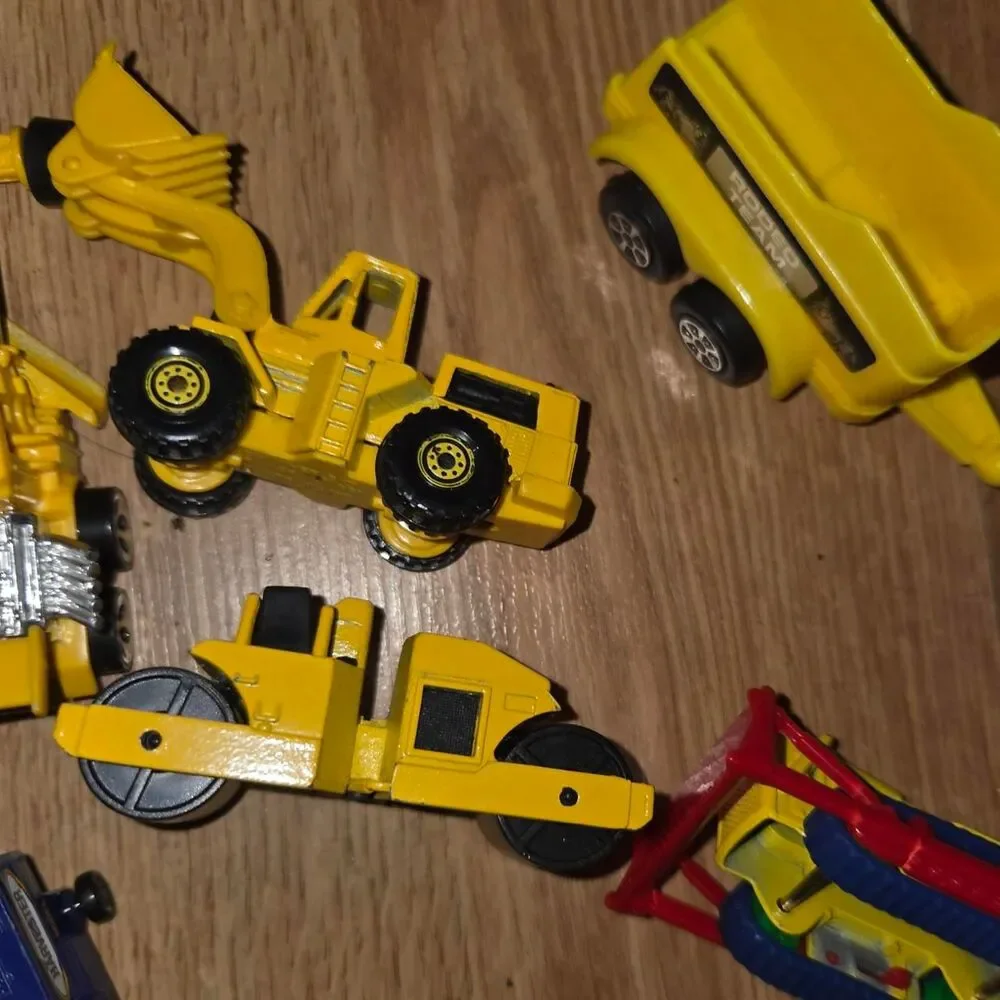 Hot Wheels equipment vintage